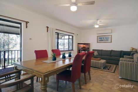 Property photo of 3 Macquarie Road Mannering Park NSW 2259