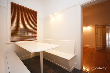 Property photo of 2/22A Esplanade St Kilda VIC 3182