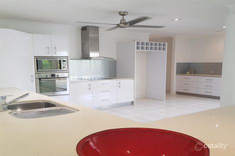 Property photo of 5-7 Turtle Close Clifton Beach QLD 4879