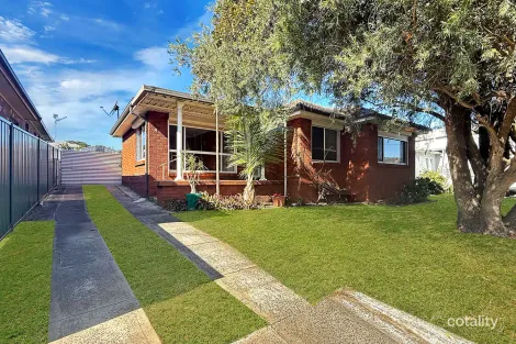 4 Lake Entrance Rd, Oak Flats, NSW 2529