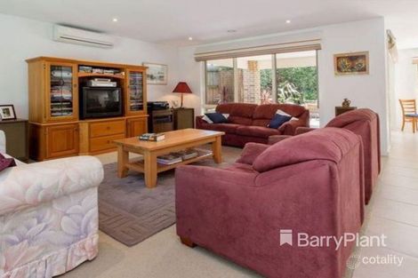 Property photo of 25 Fourth Avenue Rosebud VIC 3939