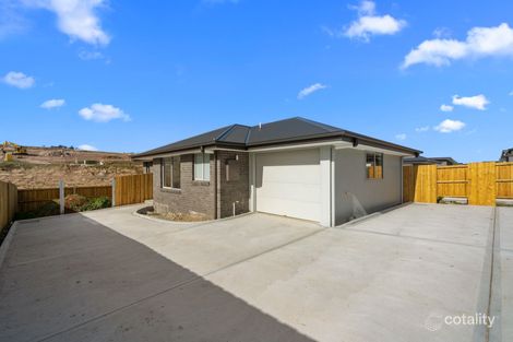 Property photo of 2/12 Hallett Drive Rokeby TAS 7019