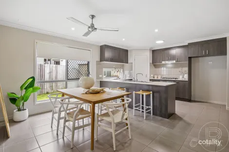 Property photo of 5 Foxtail Circuit Mountain Creek QLD 4557