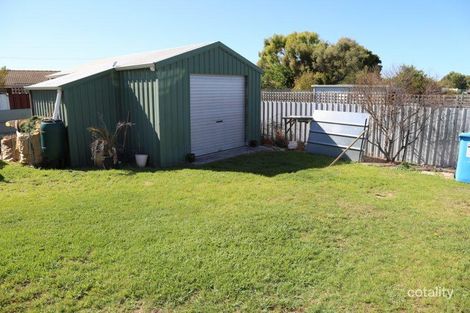 Property photo of 32 Travers Avenue Nulsen WA 6450