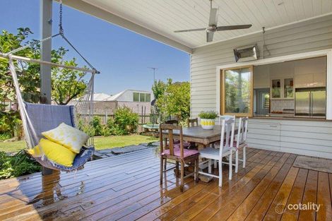 Property photo of 27 Roxburgh Street Ascot Vale VIC 3032