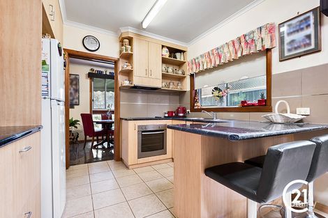 Property photo of 22 Rutley Crescent Echuca VIC 3564