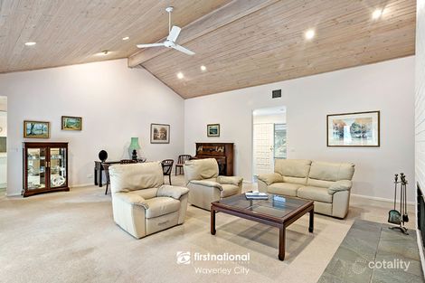 Property photo of 2/11 Lewis Street Mount Waverley VIC 3149