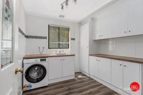 Property photo of 1 McKenzie Street California Gully VIC 3556