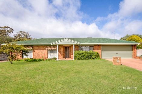 2 Hollywood Ct, Strathdale, VIC 3550