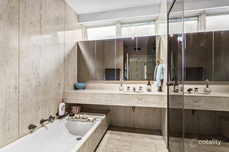 Property photo of 18/14 Lansell Road Toorak VIC 3142