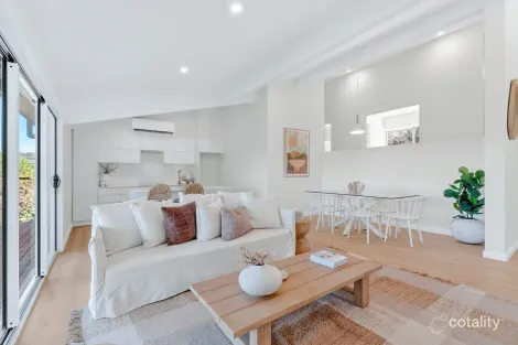 Property photo of 6 Chapman Crescent Avoca Beach NSW 2251