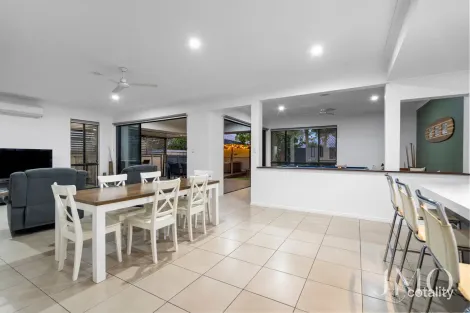 Property photo of 8 Coorabelle Crescent Ormeau QLD 4208