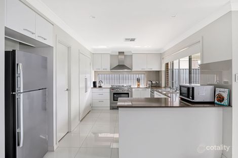 Property photo of 5 Goss Loop Oran Park NSW 2570