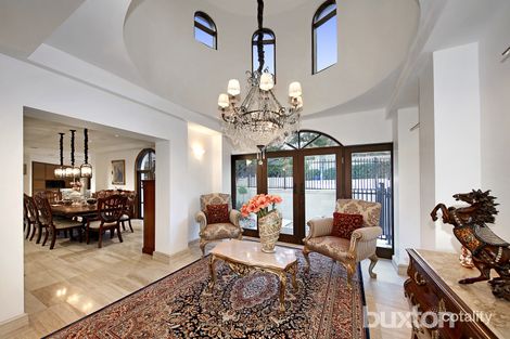 Property photo of 1 Hutchinson Street Bentleigh VIC 3204