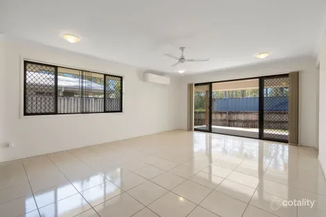 Property photo of 7 Hermitage Close Pimpama QLD 4209