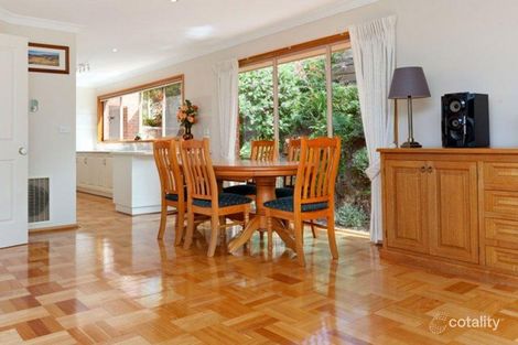 Property photo of 77 Eumeralla Grove Mount Eliza VIC 3930