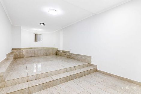 Property photo of 4 Bernoth Close Edensor Park NSW 2176