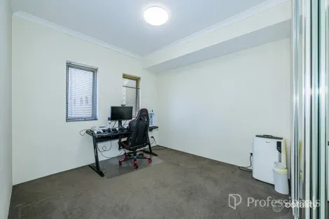 Property photo of 10/67 The Parkway Ellenbrook WA 6069