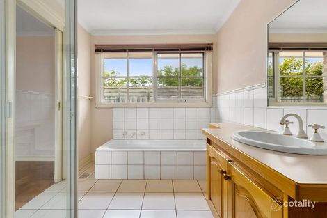 Property photo of 2/6-8 Myrniong Street Glen Iris VIC 3146