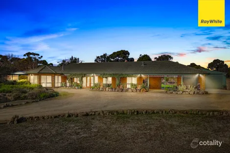 25 Winilba Rd, Sunbury, VIC 3429