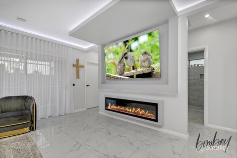 Property photo of 6 Mottlecah Circuit Craigieburn VIC 3064