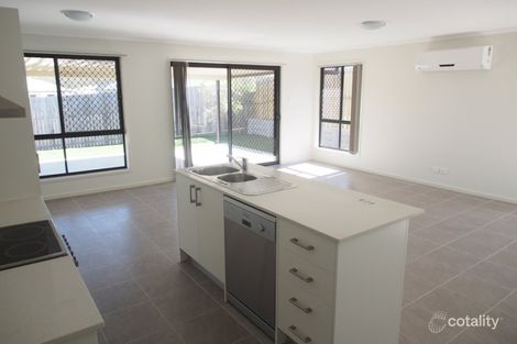 Property photo of 2/80 Valentine Circuit Augustine Heights QLD 4300