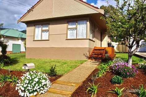 18 Chalmers St, Balgownie, NSW 2519