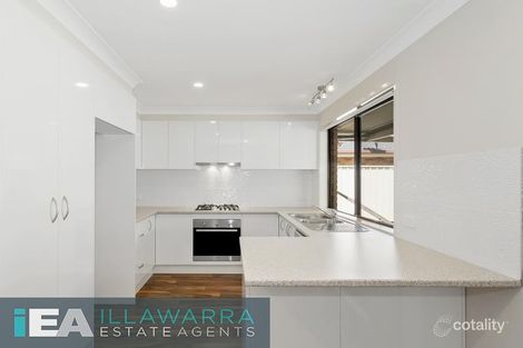 Property photo of 15 Sandpiper Close Albion Park Rail NSW 2527