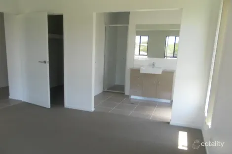 Property photo of 26 Morgan Circuit Urraween QLD 4655