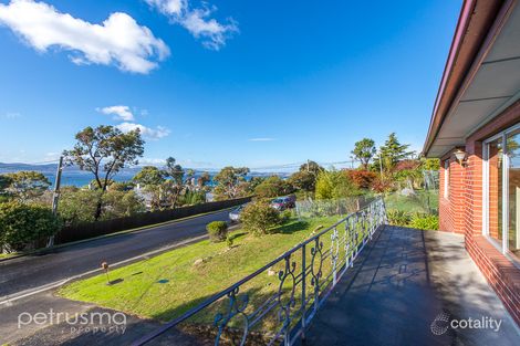 Property photo of 11 Zomay Avenue Dynnyrne TAS 7005