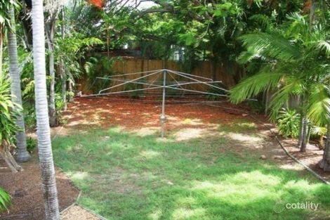 13 Humphrey St, West End, QLD 4810