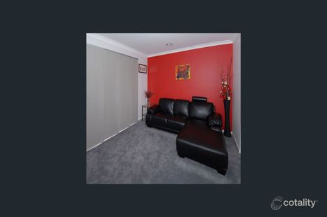 Property photo of 8 Amron Close Deer Park VIC 3023