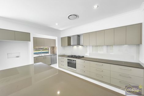 3 Mounthill St, Hillcrest, QLD 4118
