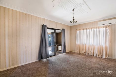 Property photo of 272 Alderley Street Centenary Heights QLD 4350