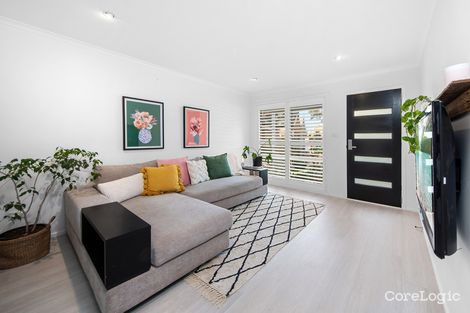 Property photo of 15/1 Owen Jones Row Menai NSW 2234