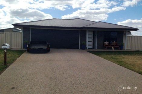 Property photo of 4 Spellman Street Emerald QLD 4720