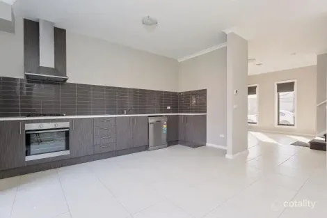 Property photo of 1A Larissa Street Tarneit VIC 3029