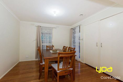 Property photo of 10 Joules Court Deer Park VIC 3023