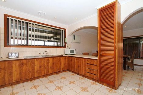 Property photo of 20 Stonehaven Drive Thomastown VIC 3074