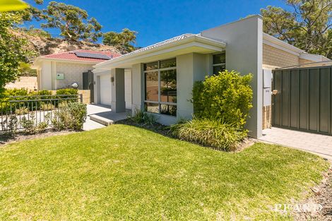 Property photo of 8 Lookout Vista Edgewater WA 6027