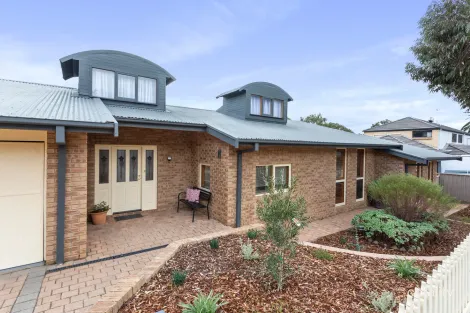 Property photo of 2 Boucaut Street Clapham SA 5062