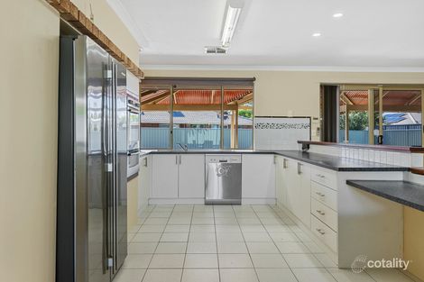 Property photo of 9 Golf Place Cooloongup WA 6168