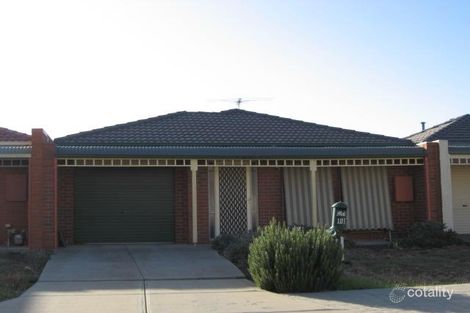 105 Catherine Dr, Hillside, VIC 3037