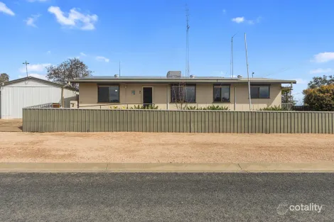 Property photo of 2 England Street Wallaroo SA 5556