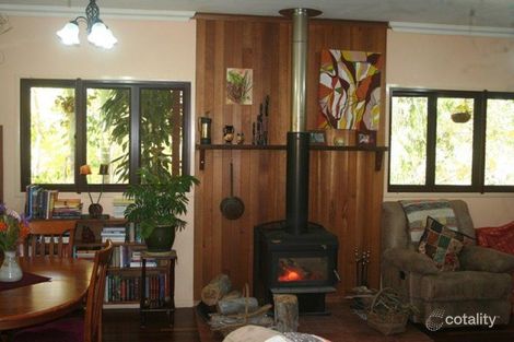 Property photo of 115 Bootmaker Drive Round Hill QLD 4677