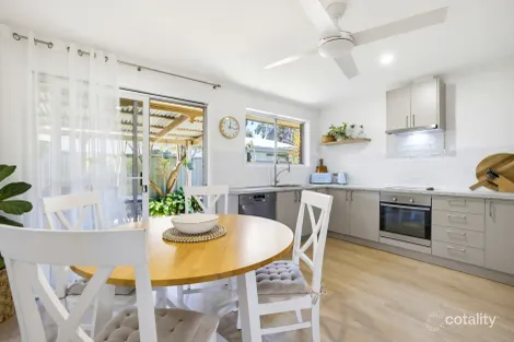 Property photo of 17 Naroon Crescent Wurtulla QLD 4575