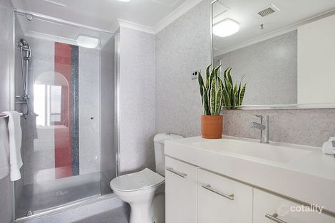 Property photo of 10B/5 Clifford Street Surfers Paradise QLD 4217