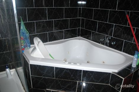 Property photo of 5 Discovery Avenue Willmot NSW 2770