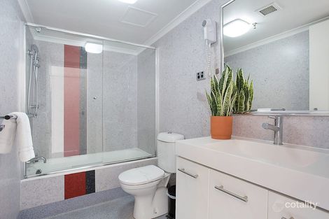 Property photo of 10B/5 Clifford Street Surfers Paradise QLD 4217