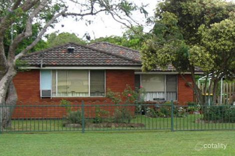 19 Wentworth Ave S, Woy Woy, NSW 2256